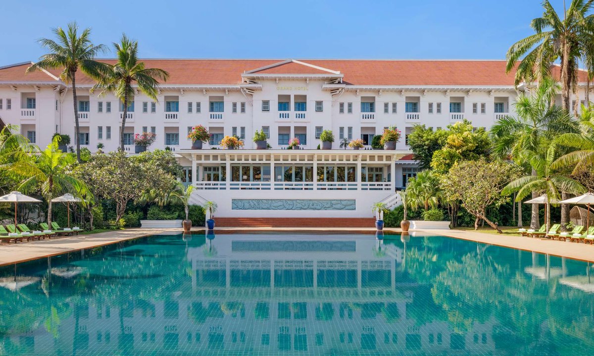 Raffles Grand Hotel d'Angkor